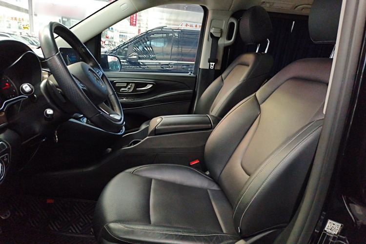 Used Mercedes-Benz V-Class 2021 V 260 L Long-wheelbase Luxury Edition Left Front Seat