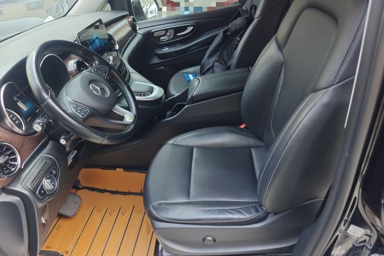 Used Mercedes-Benz V-Class 2021 V 260 Avantgarde Edition Left Front Seat