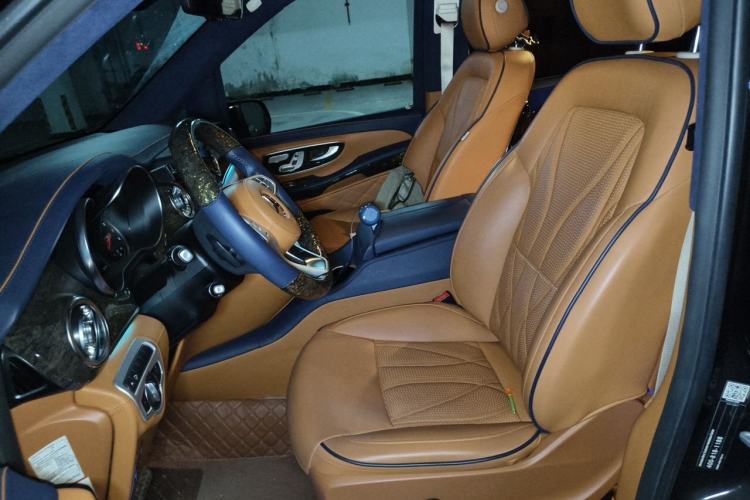 Used Mercedes-Benz V-Class 2021 V 260 L Long Wheelbase Prestige Edition Left Front Seat