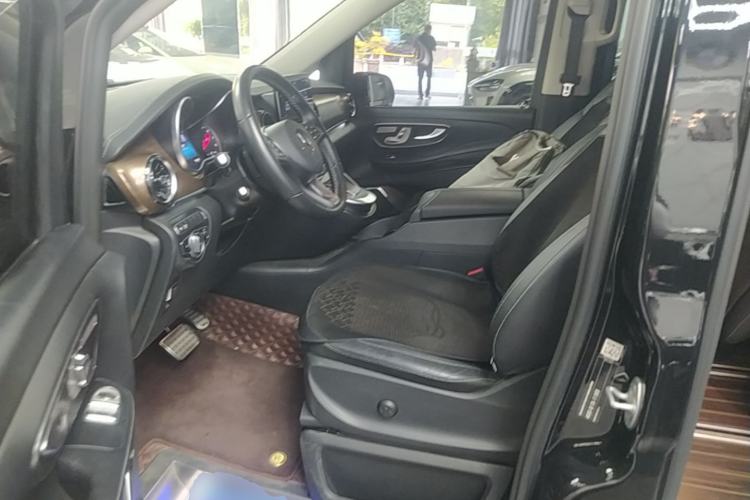 Used Mercedes-Benz V-Class 2021 V 260 L Long Wheelbase Prestige Edition Left Front Seat