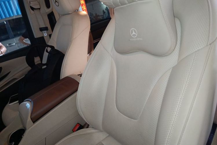 Used Mercedes-Benz V-Class  Left Front Seat