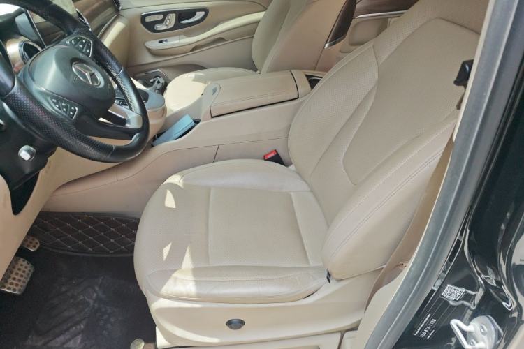 Used Mercedes-Benz V-Class 2021 V 260 Prestige Edition Left Front Seat