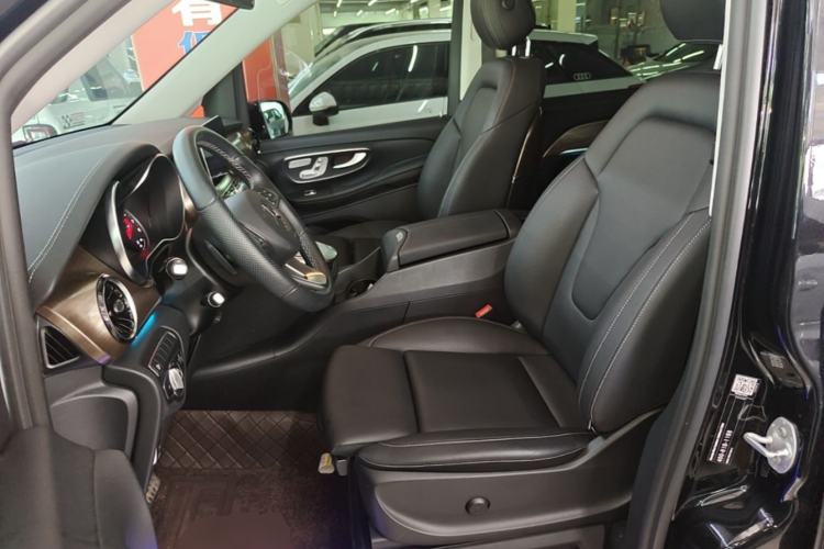 Used Mercedes-Benz V-Class 2021 V 260 Prestige Edition Left Front Seat