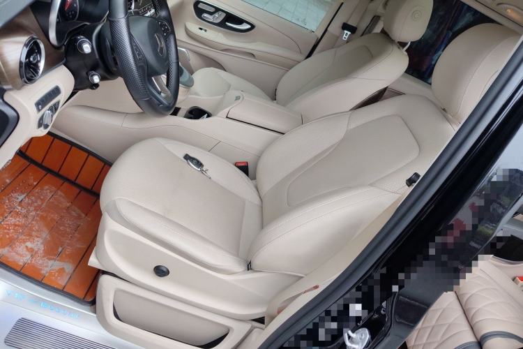 Used Mercedes-Benz V-Class 2021 V 260 Prestige Edition Left Front Seat