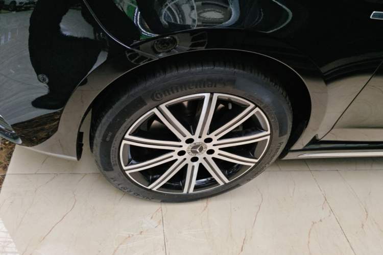 Used Mercedes-Benz V-Class 2021 V 260 L Long-wheelbase Luxury Edition Left Front Wheel Hub