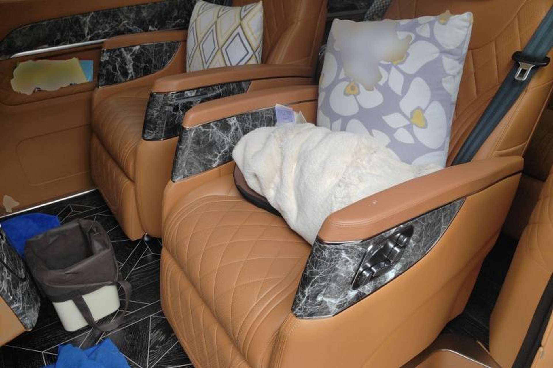 Used Mercedes-Benz V-Class  Left Rear Seat