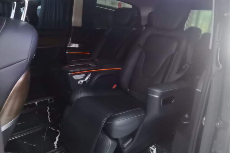 Used Mercedes-Benz V-Class 2021 V 260 L Long Wheelbase Prestige Edition Left Rear Seat