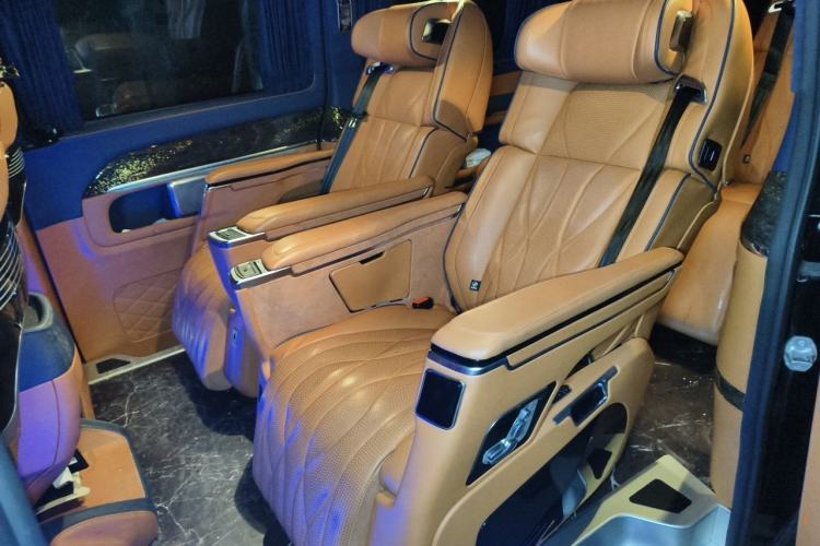 Used Mercedes-Benz V-Class 2021 V 260 L Long Wheelbase Prestige Edition Left Rear Seat