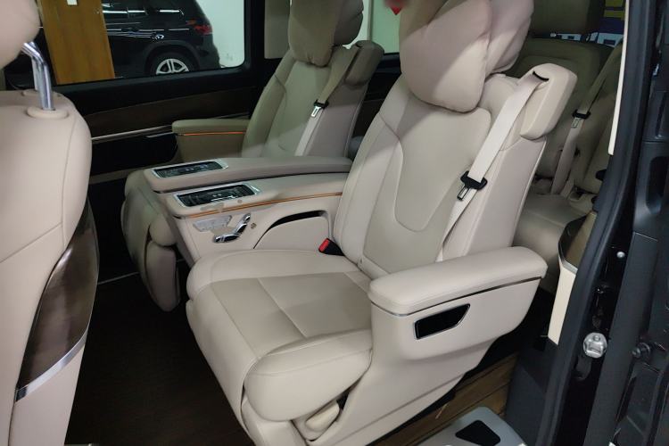 Used Mercedes-Benz V-Class 2021 V 260 Prestige Edition Left Rear Seat