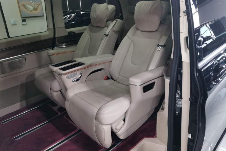 Used Mercedes-Benz V-Class 2021 V 260 L Long Wheelbase Prestige Edition Left Rear Seat