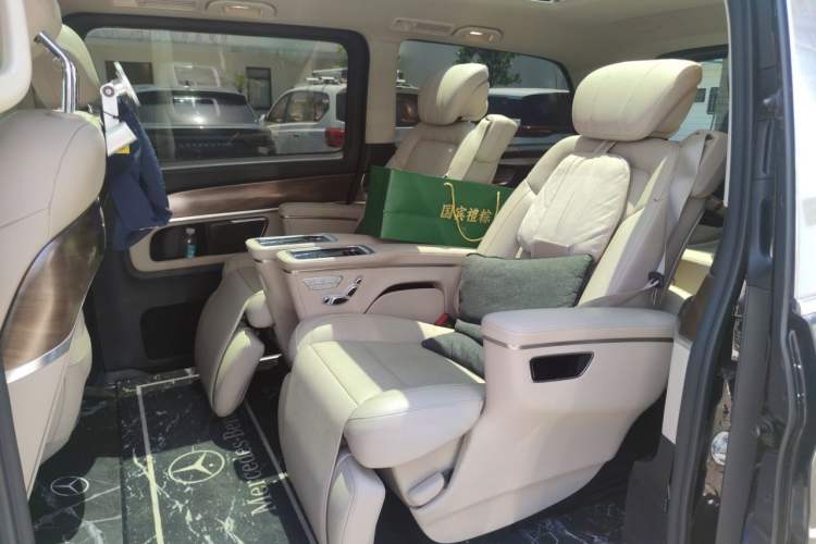 Used Mercedes-Benz V-Class 2021 V 260 Prestige Edition Left Rear Seat