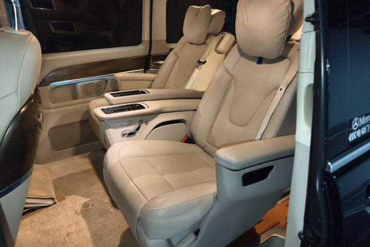 Used Mercedes-Benz V-Class 2021 V 260 Prestige Edition Left Rear Seat