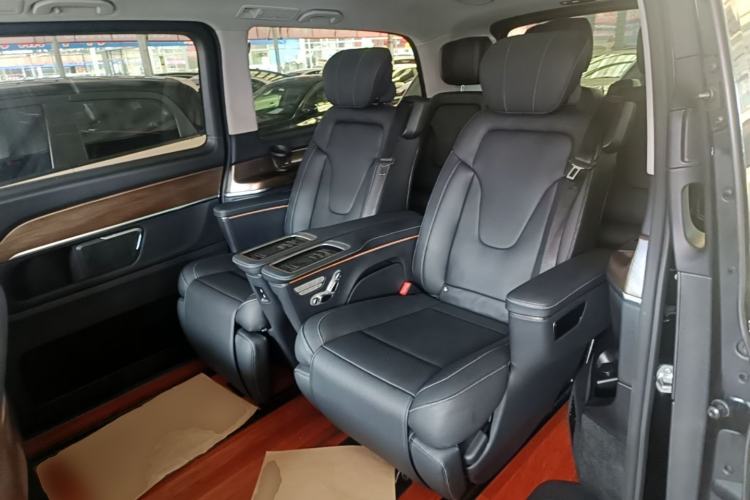 Used Mercedes-Benz V-Class 2021 V 260 L Long Wheelbase Prestige Edition Left Rear Seat