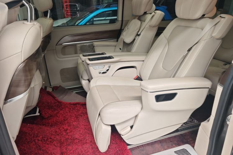 Used Mercedes-Benz V-Class 2021 V 260 Prestige Edition Left Rear Seat