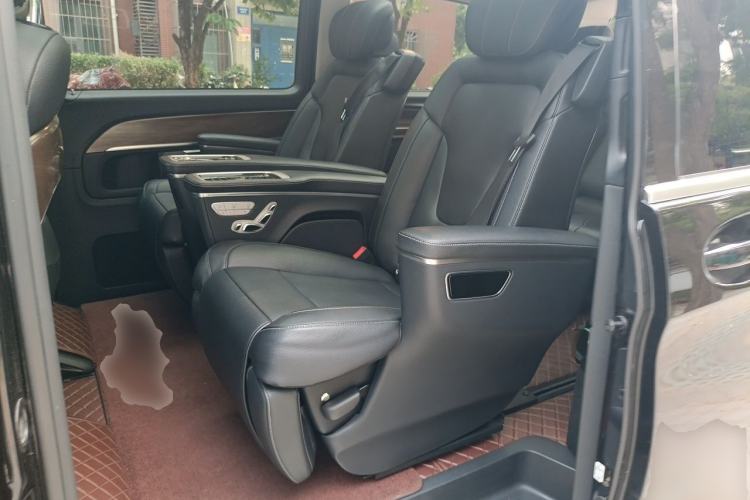 Used Mercedes-Benz V-Class 2021 V 260 L Long Wheelbase Prestige Edition Left Rear Seat