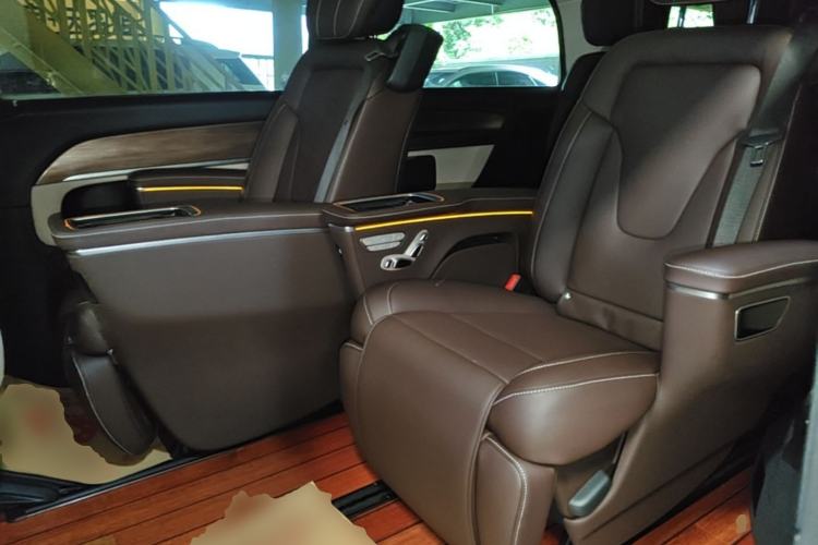 Used Mercedes-Benz V-Class 2021 V 260 Prestige Edition Left Rear Seat