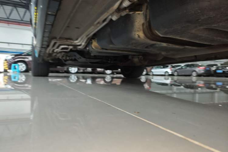 Used Mercedes-Benz V-Class 2021 V 260 Prestige Edition Left Side Sill