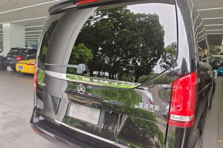 Used Mercedes-Benz V-Class 2021 V 260 Prestige Edition Rear
