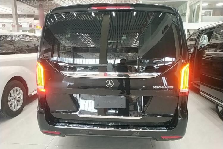 Used Mercedes-Benz V-Class 2021 V 260 L Long-wheelbase Luxury Edition Rear