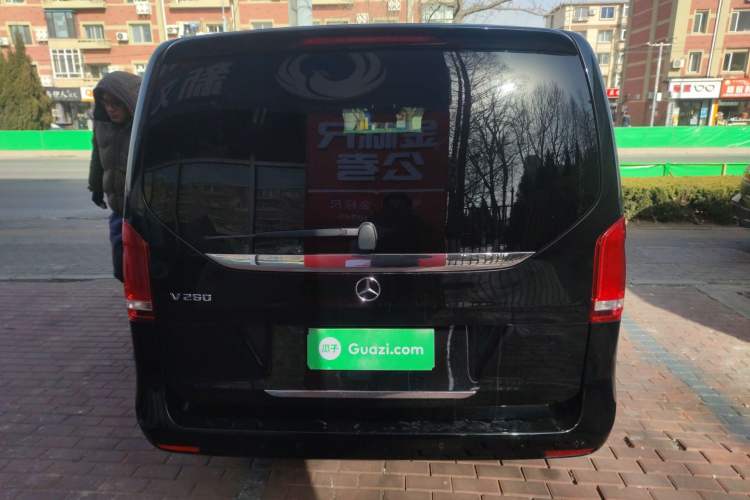 Used Mercedes-Benz V-Class 2021 V 260 Avantgarde Edition Rear