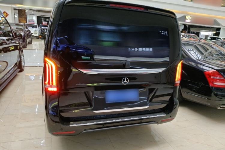 Used Mercedes-Benz V-Class 2021 V 260 L Long-wheelbase Luxury Edition Rear