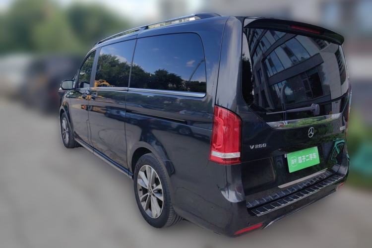 Used Mercedes-Benz V-Class 2021 V 260 Avantgarde Edition Rear Left 45 Deg