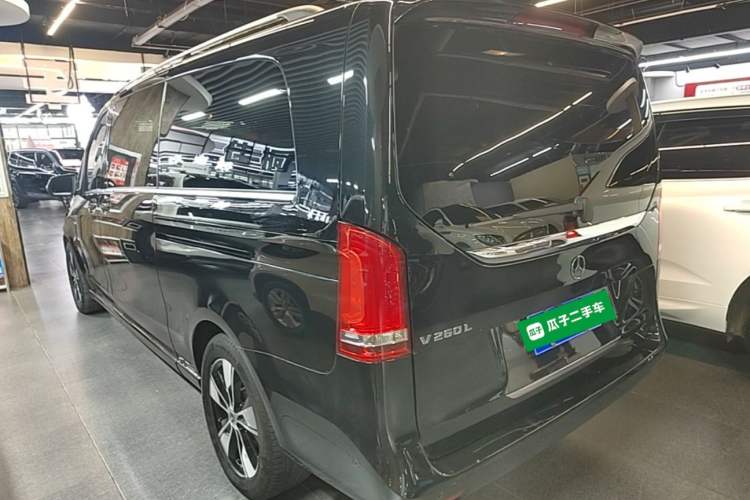 Used Mercedes-Benz V-Class 2021 V 260 L Long Wheelbase Prestige Edition Rear Left 45 Deg