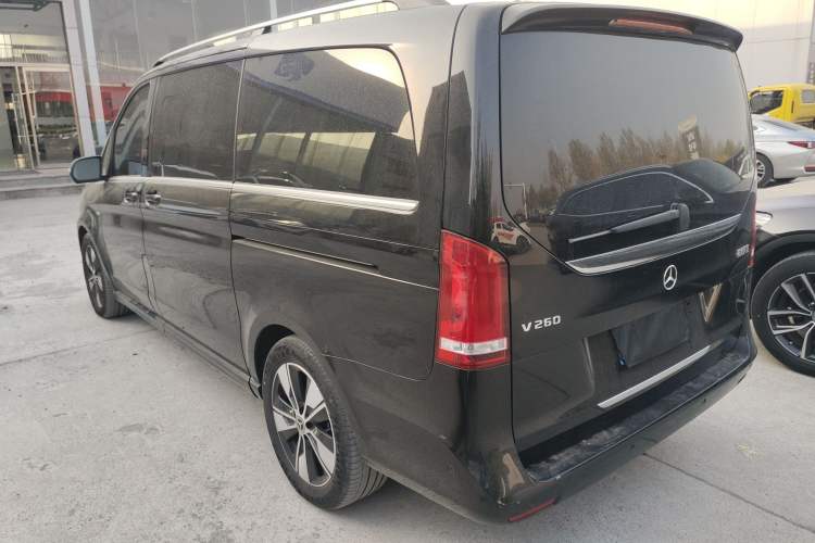 Used Mercedes-Benz V-Class 2021 V 260 Prestige Edition Rear Left 45 Deg