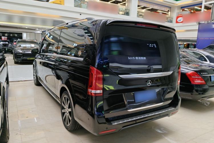 Used Mercedes-Benz V-Class 2021 V 260 L Long-wheelbase Luxury Edition Rear Left 45 Deg