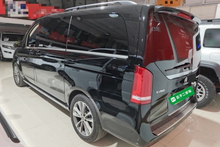 Used Mercedes-Benz V-Class 2021 V 260 Avantgarde Edition Rear Left 45 Deg