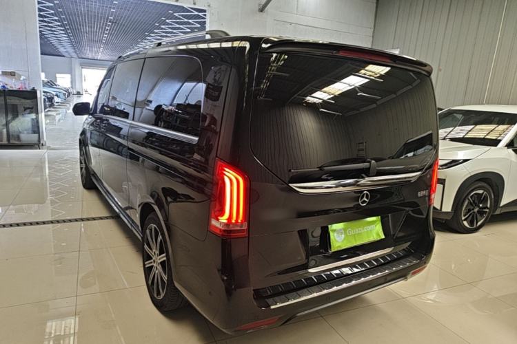 Used Mercedes-Benz V-Class 2021 V 260 L Long-wheelbase Luxury Edition Rear Left 45 Deg
