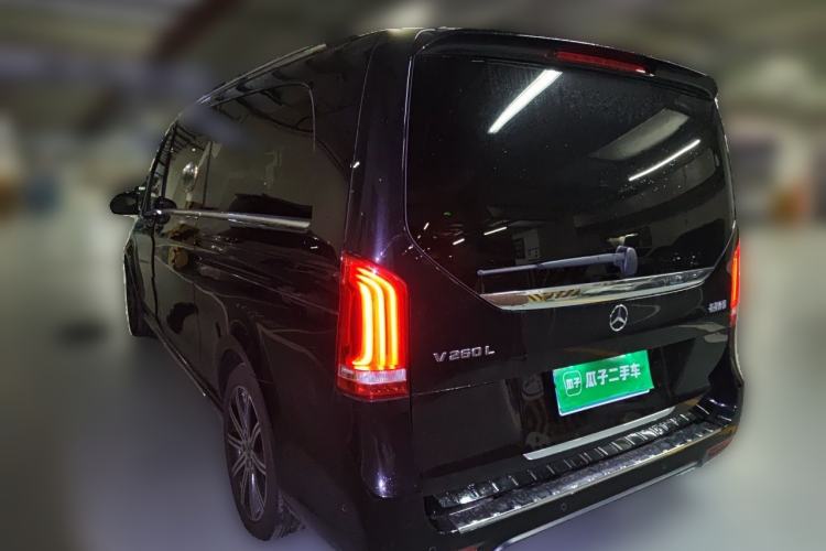 Used Mercedes-Benz V-Class 2021 V 260 L Long-wheelbase Luxury Edition Rear Left 45 Deg