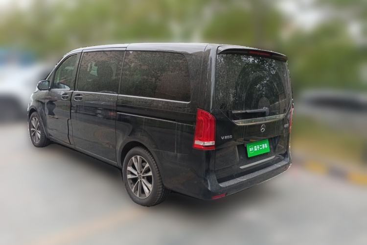 Used Mercedes-Benz V-Class 2021 V 260 Avantgarde Edition Rear Left 45 Deg