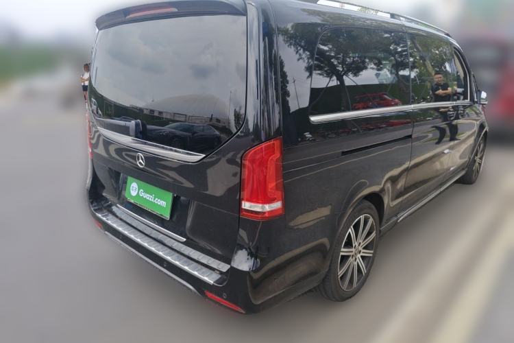 Used Mercedes-Benz V-Class 2021 V 260 L Long-wheelbase Luxury Edition Rear Right 45 Deg