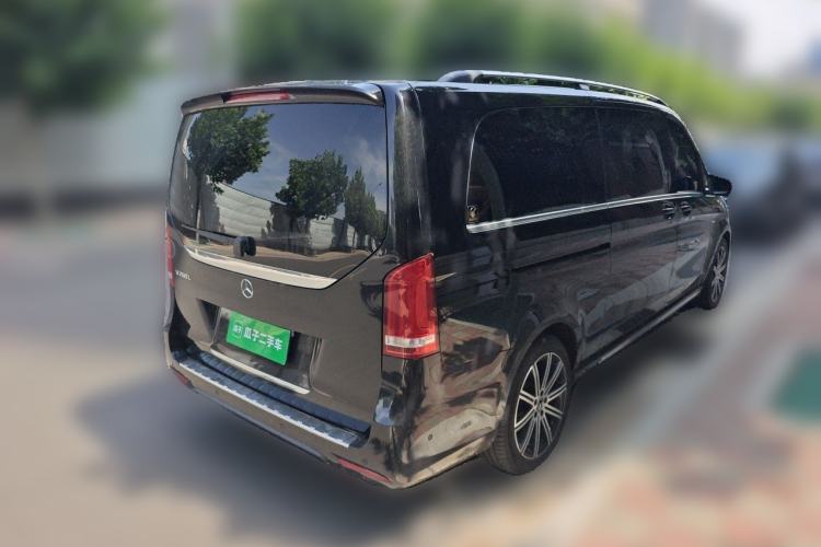 Used Mercedes-Benz V-Class 2021 V 260 L Long-wheelbase Luxury Edition Rear Right 45 Deg