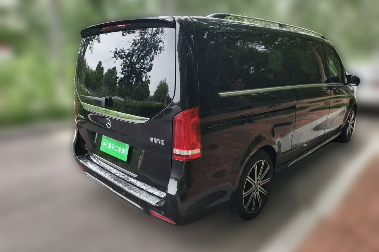 Used Mercedes-Benz V-Class 2021 V 260 L Long-wheelbase Luxury Edition Rear Right 45 Deg