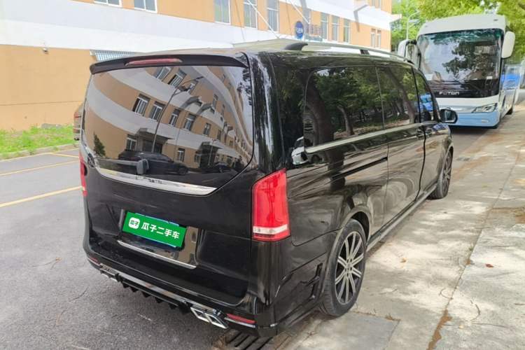 Used Mercedes-Benz V-Class 2021 V 260 L Long-wheelbase Luxury Edition Rear Right 45 Deg