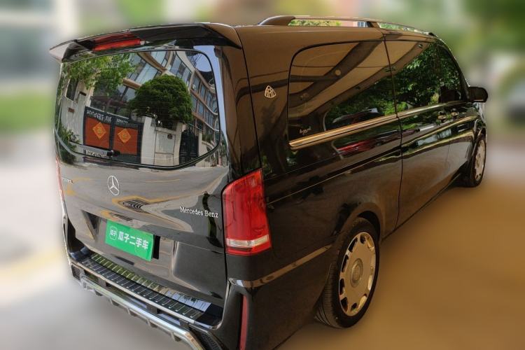 Used Mercedes-Benz V-Class 2021 V 260 Avantgarde Edition Rear Right 45 Deg