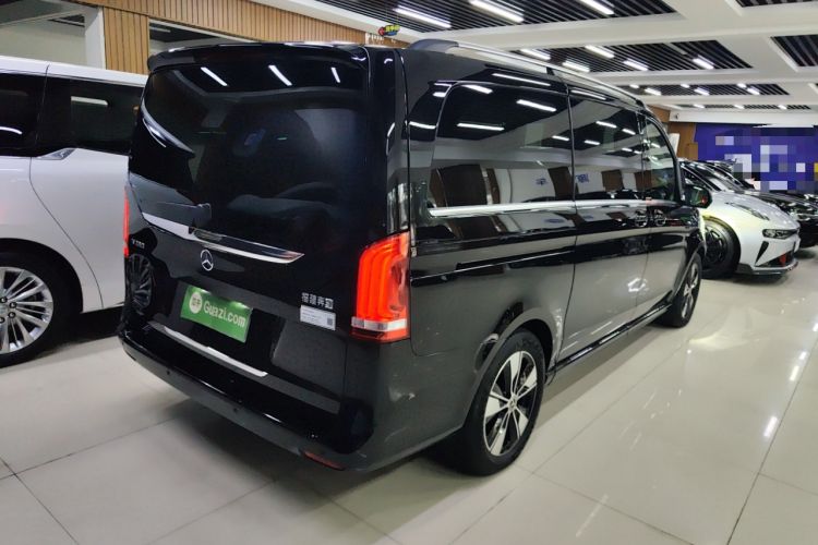 Used Mercedes-Benz V-Class 2021 V 260 Prestige Edition Rear Right 45 Deg