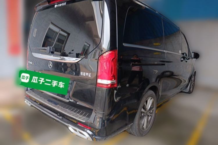 Used Mercedes-Benz V-Class  Rear Right 45 Deg