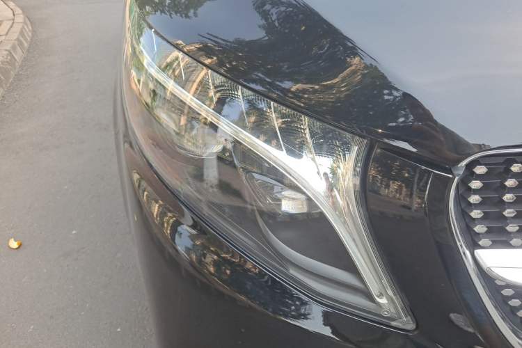 Used Mercedes-Benz V-Class 2021 V 260 L Long-wheelbase Luxury Edition Right Front Headlight