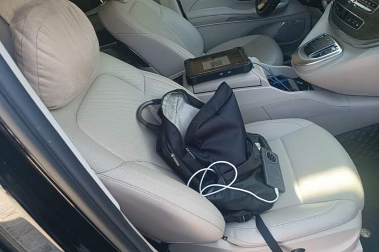 Used Mercedes-Benz V-Class 2021 V 260 Prestige Edition Right Front Seat
