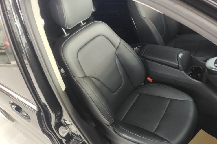 Used Mercedes-Benz V-Class 2021 V 260 L Long-wheelbase Luxury Edition Right Front Seat