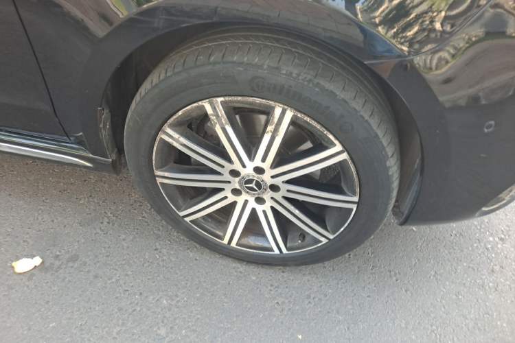 Used Mercedes-Benz V-Class 2021 V 260 L Long-wheelbase Luxury Edition Right Front Wheel Hub