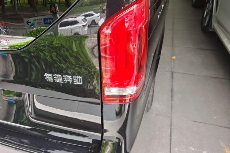 Used Mercedes-Benz V-Class 2021 V 260 Prestige Edition Right Rear Taillight