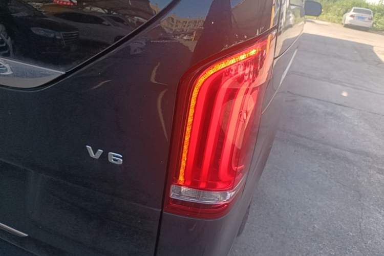 Used Mercedes-Benz V-Class 2021 V 260 Prestige Edition Right Rear Taillight