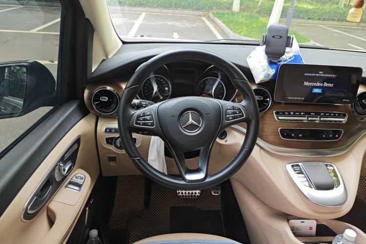 Used Mercedes-Benz V-Class 2021 V 260 L Long-wheelbase Luxury Edition Steering Wheel