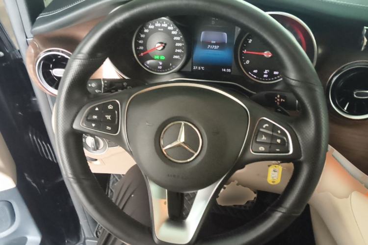 Used Mercedes-Benz V-Class 2021 V 260 L Long-wheelbase Luxury Edition Steering Wheel