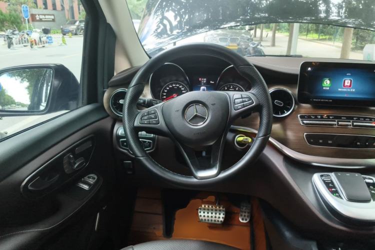 Used Mercedes-Benz V-Class 2021 V 260 L Long-wheelbase Luxury Edition Steering Wheel