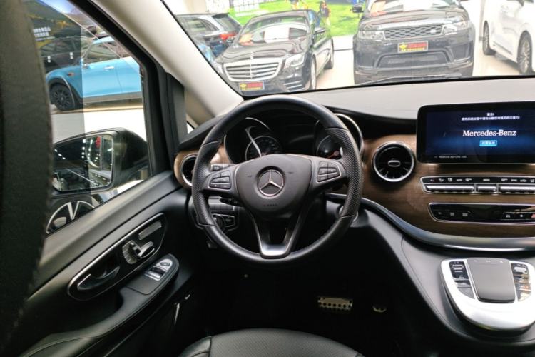 Used Mercedes-Benz V-Class 2021 V 260 L Long-wheelbase Luxury Edition Steering Wheel